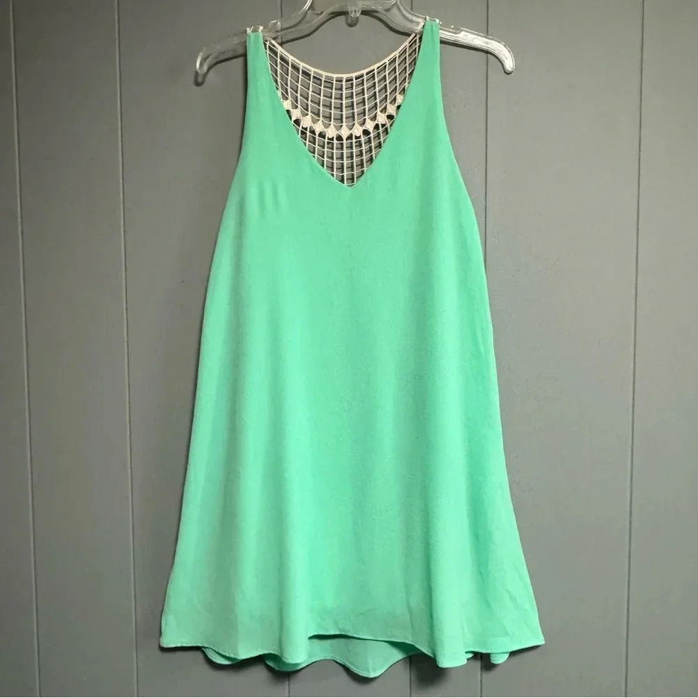 ILLA ILLA Green Sleeveless Swing Sundress Ivory Mesh Net Crochet Back Size Small